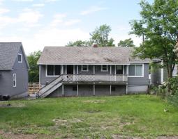 featured image of 445 Ne Campus St