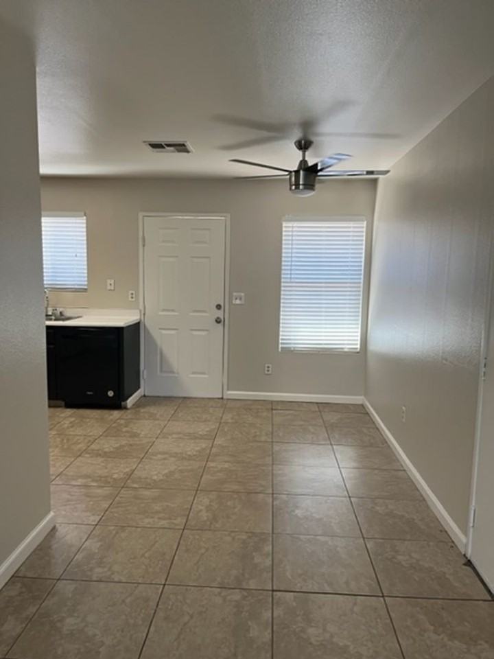 3210 Brookfield Loop #3210D - Photo 3 of 12