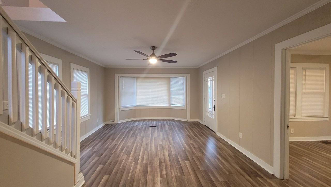 5406 9th Street - Photo 3 of 22