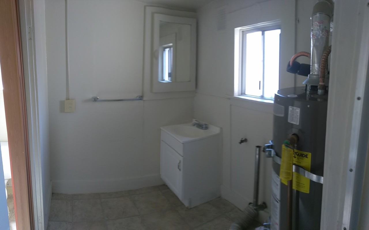 3709 1/2 Brookdale Ave - Photo 3 of 11