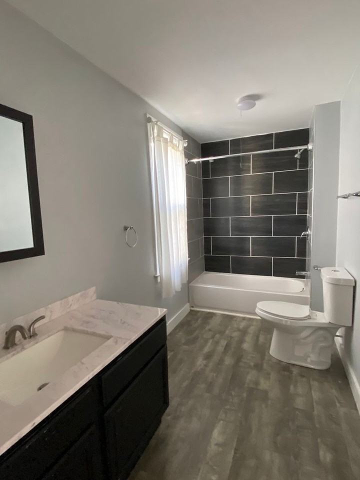 229 Dwight Street - Photo 7 of 41