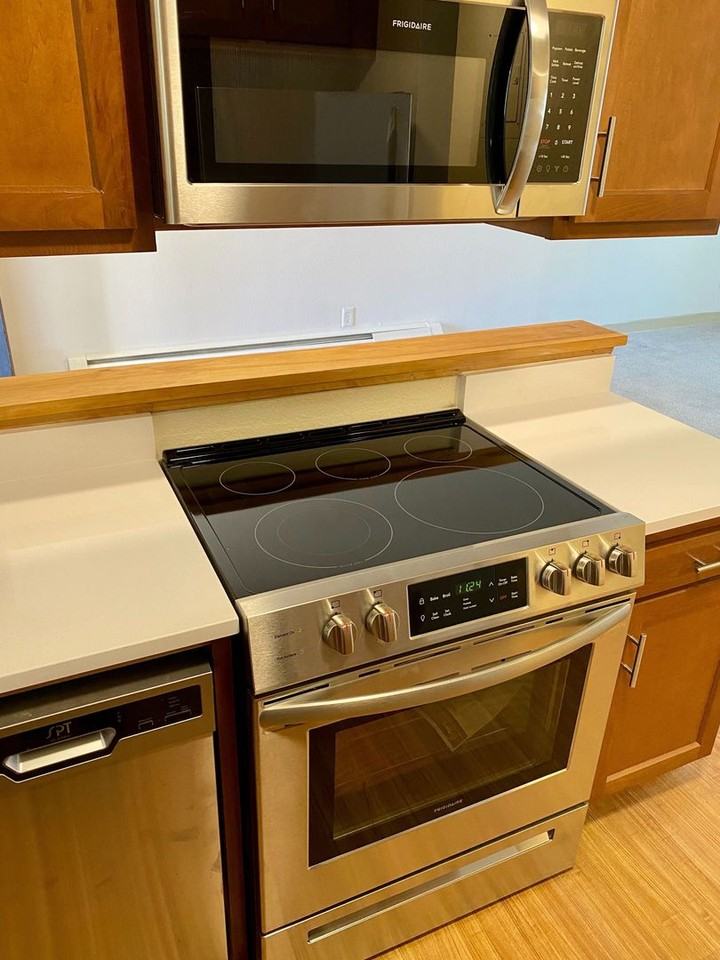 1301 30th St. - Photo 3 of 23