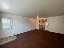 featured image of 771 W 7th Ave