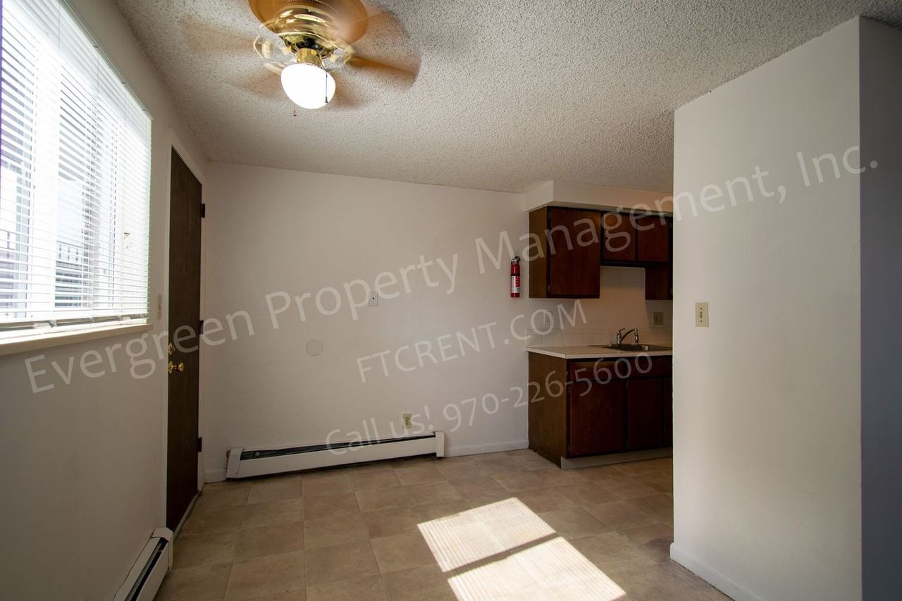 2949 State Farm Rd - Photo 4 of 46