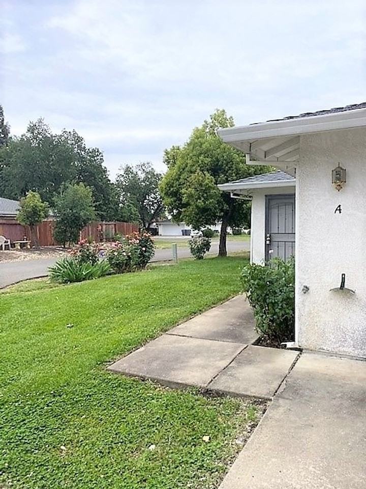 girvan2481 - Photo 2 of 12