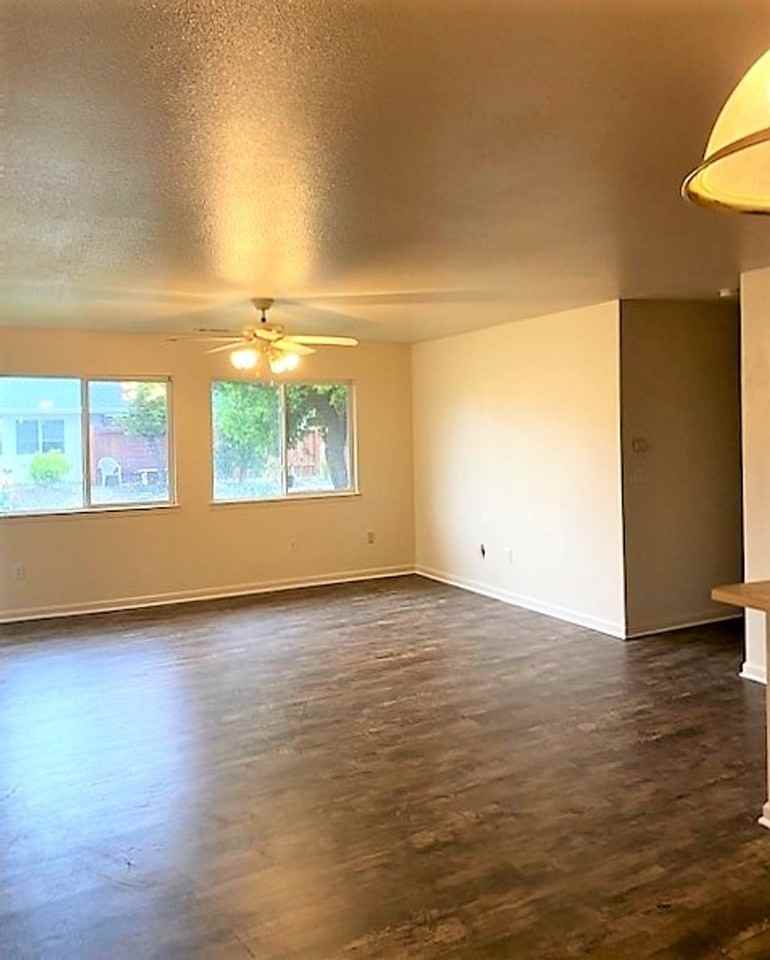 girvan2481 - Photo 3 of 12