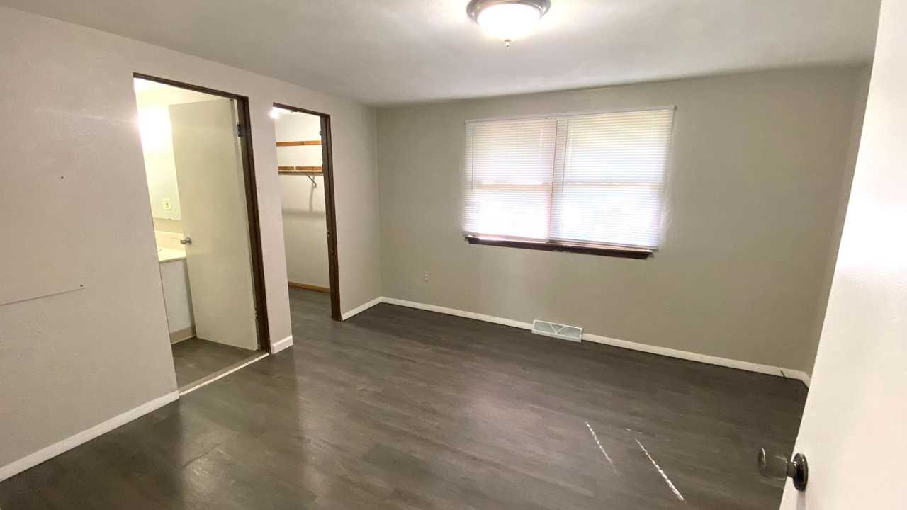 1003 Veerman - Photo 4 of 7