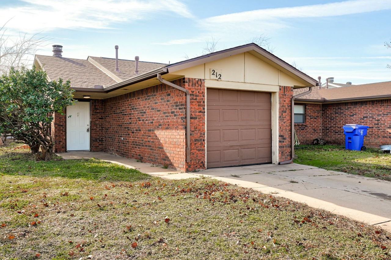 214 Skylark Ct Apartments in Norman, OK 73069 Zumper