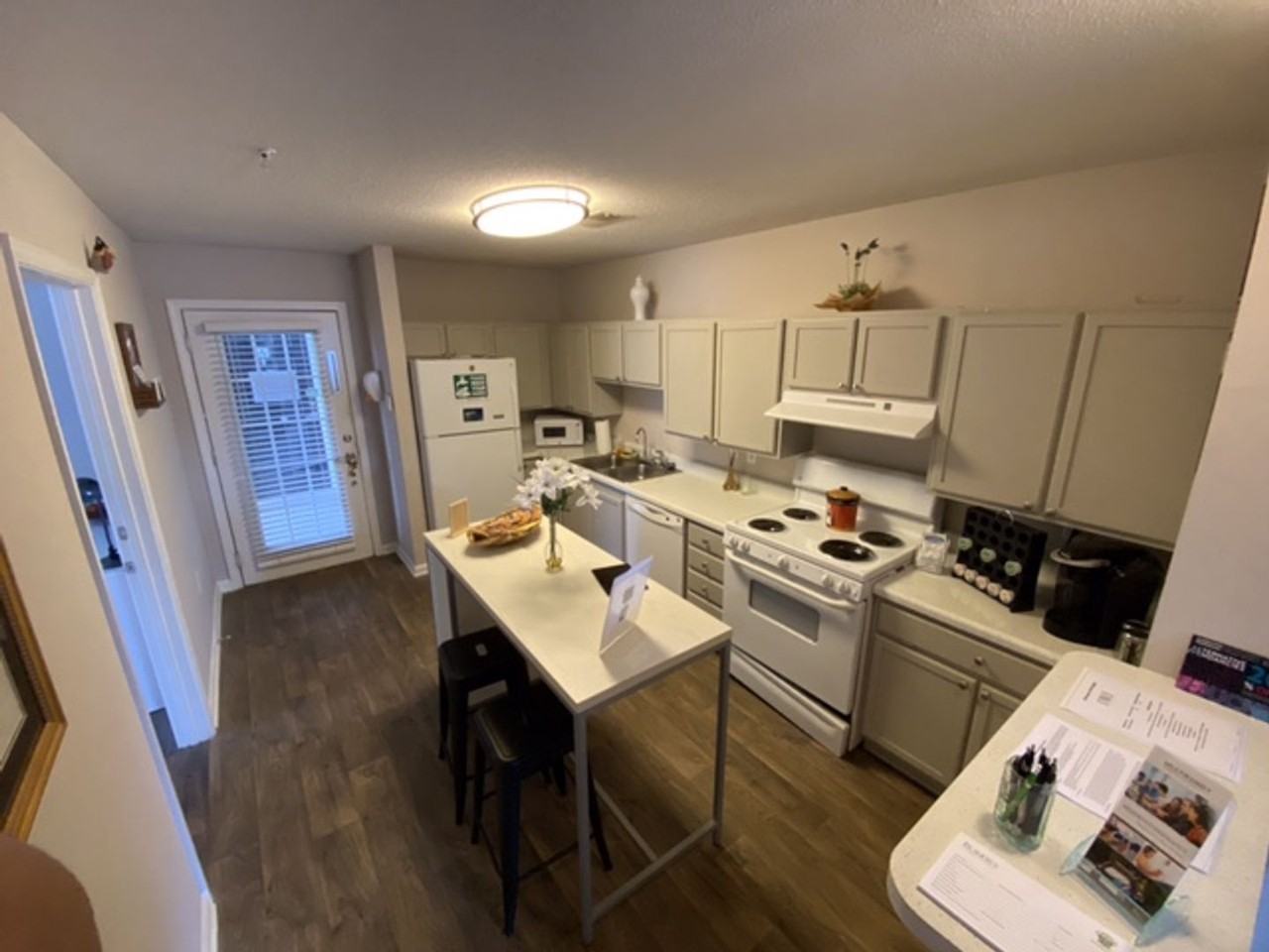 Edge Apartments - Photo 3 of 8