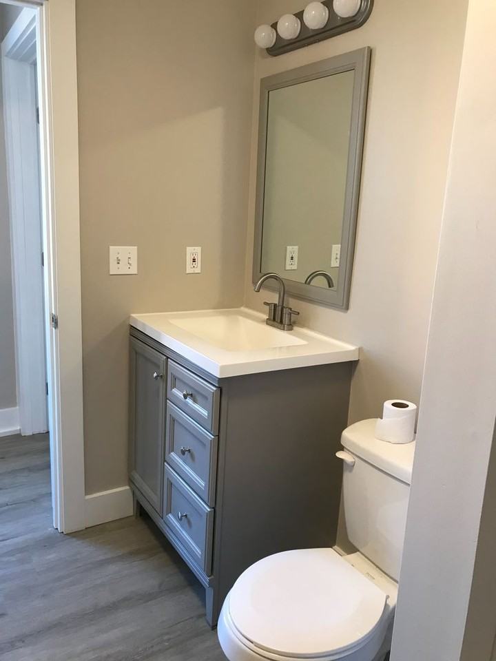 430 Greenfield Avenue - Photo 4 of 30