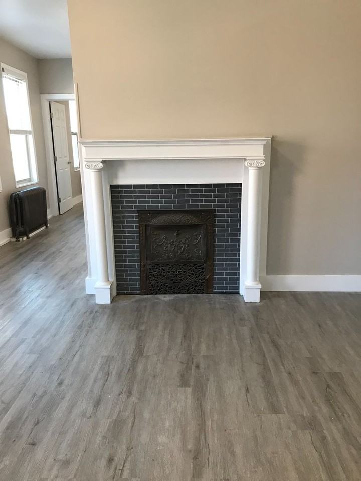430 Greenfield Avenue - Photo 5 of 30