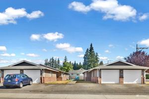 featured image of 1300 Main St