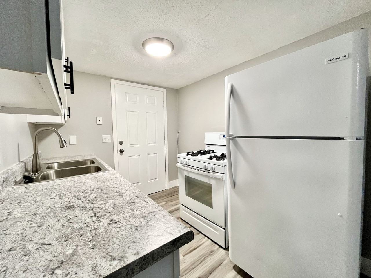 Grand Haven 4528 - Photo 3 of 13