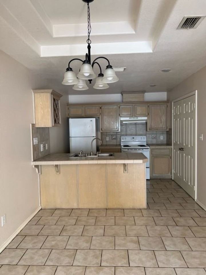 1509 Prosperity Dr. - Photo 2 of 4