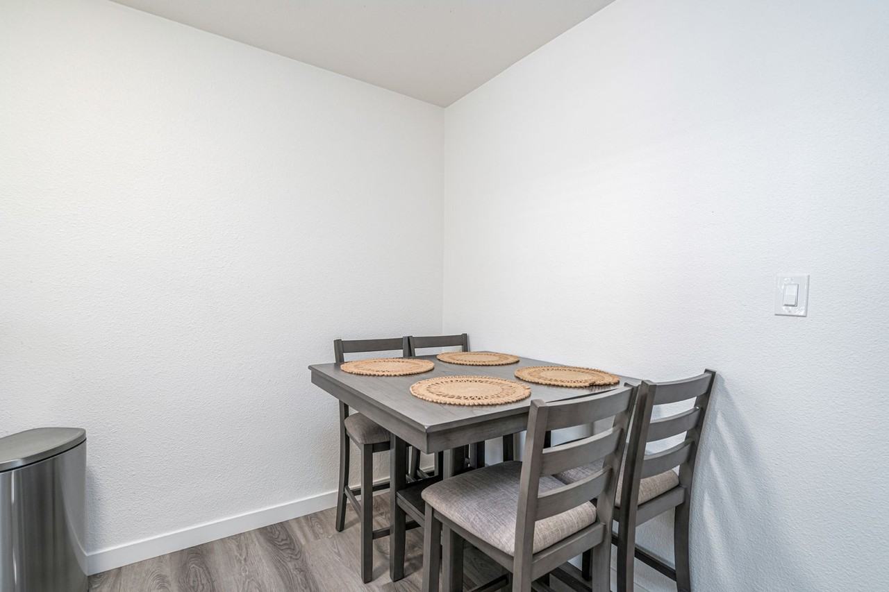 2275 Grand Ave - Photo 4 of 22