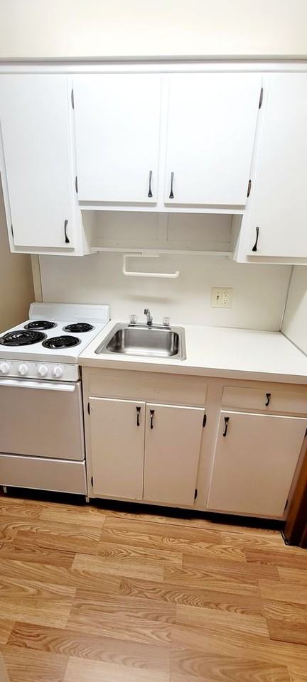 2040 Iuka Ave. - Photo 4 of 35