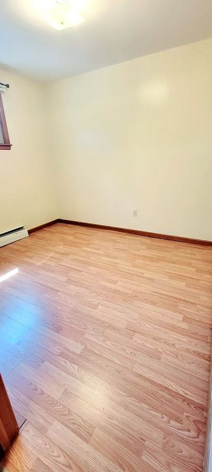 2040 Iuka Ave. - Photo 6 of 35