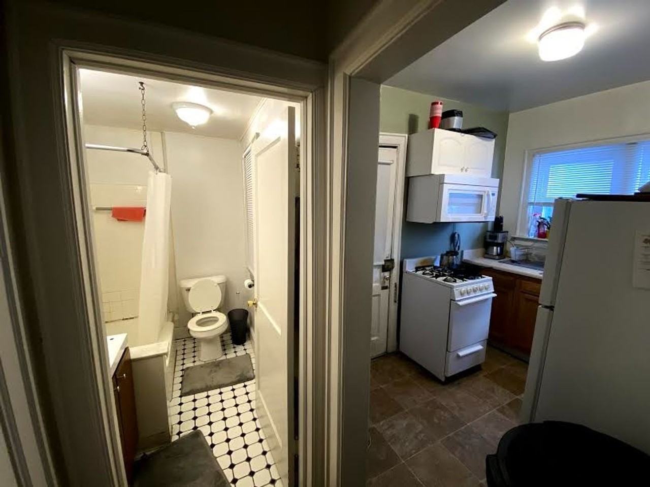 2054 Iuka Ave. - Photo 6 of 37