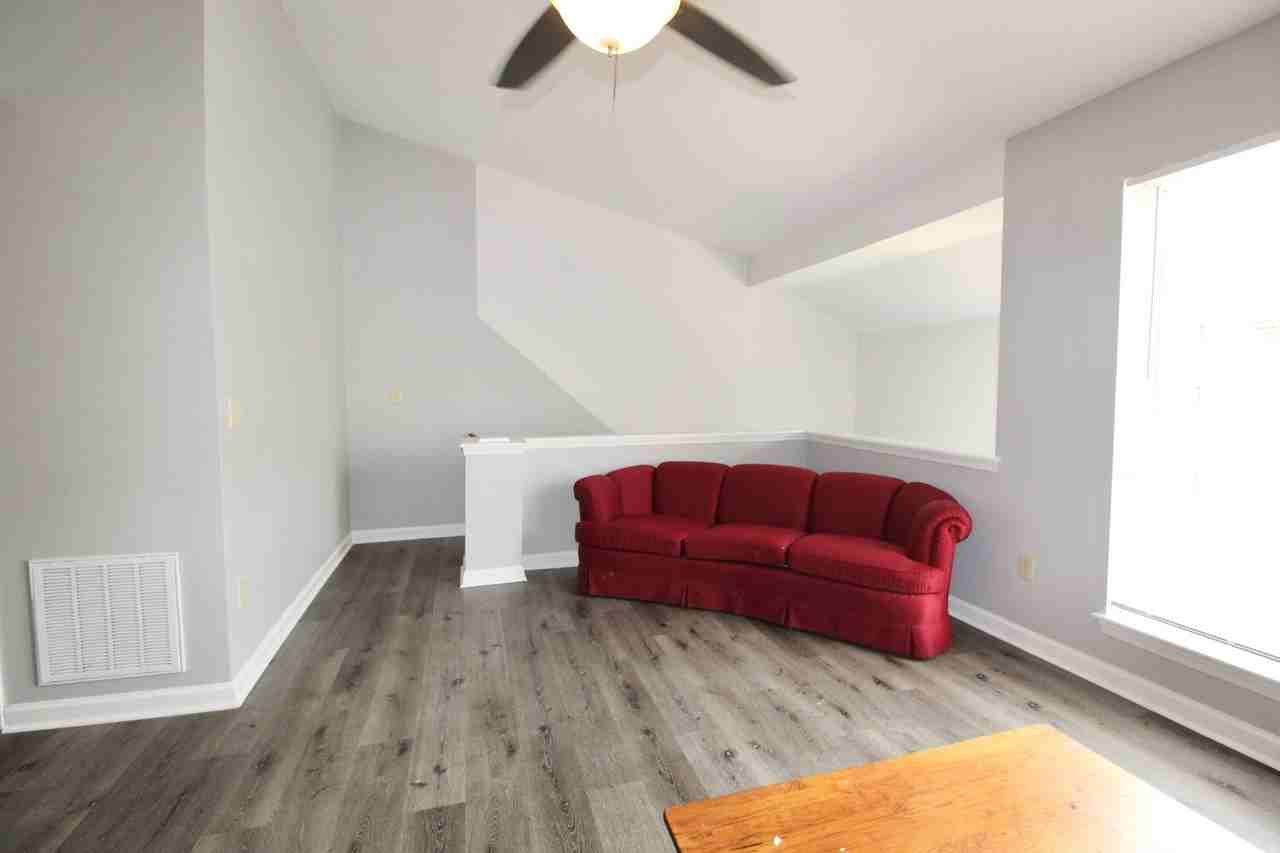 Foxhill Townhouses  1462 - Photo 6 of 12
