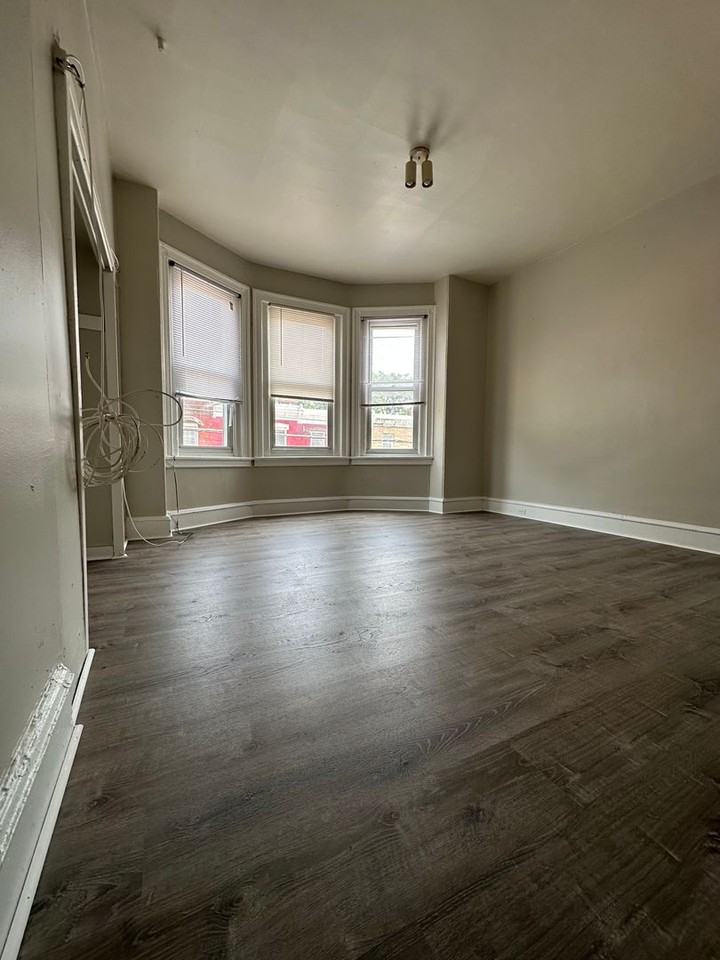 1232 West Somerset Street - Photo 2 of 40