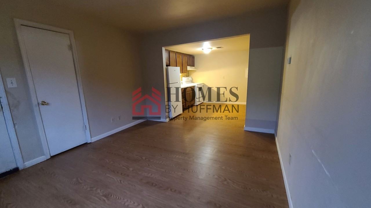 Foster's Cove Portfolio One - Photo 3 of 9