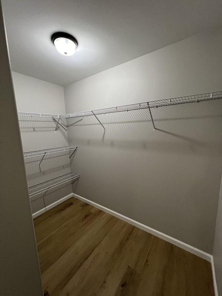 63 Grant Dr - Photo 2 of 11