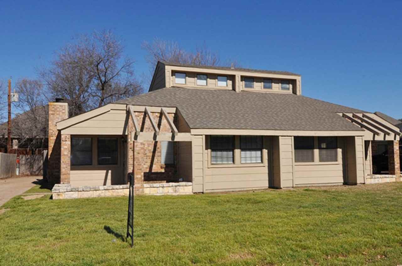 801-803 Windcrest Drive - Photo 2 of 22