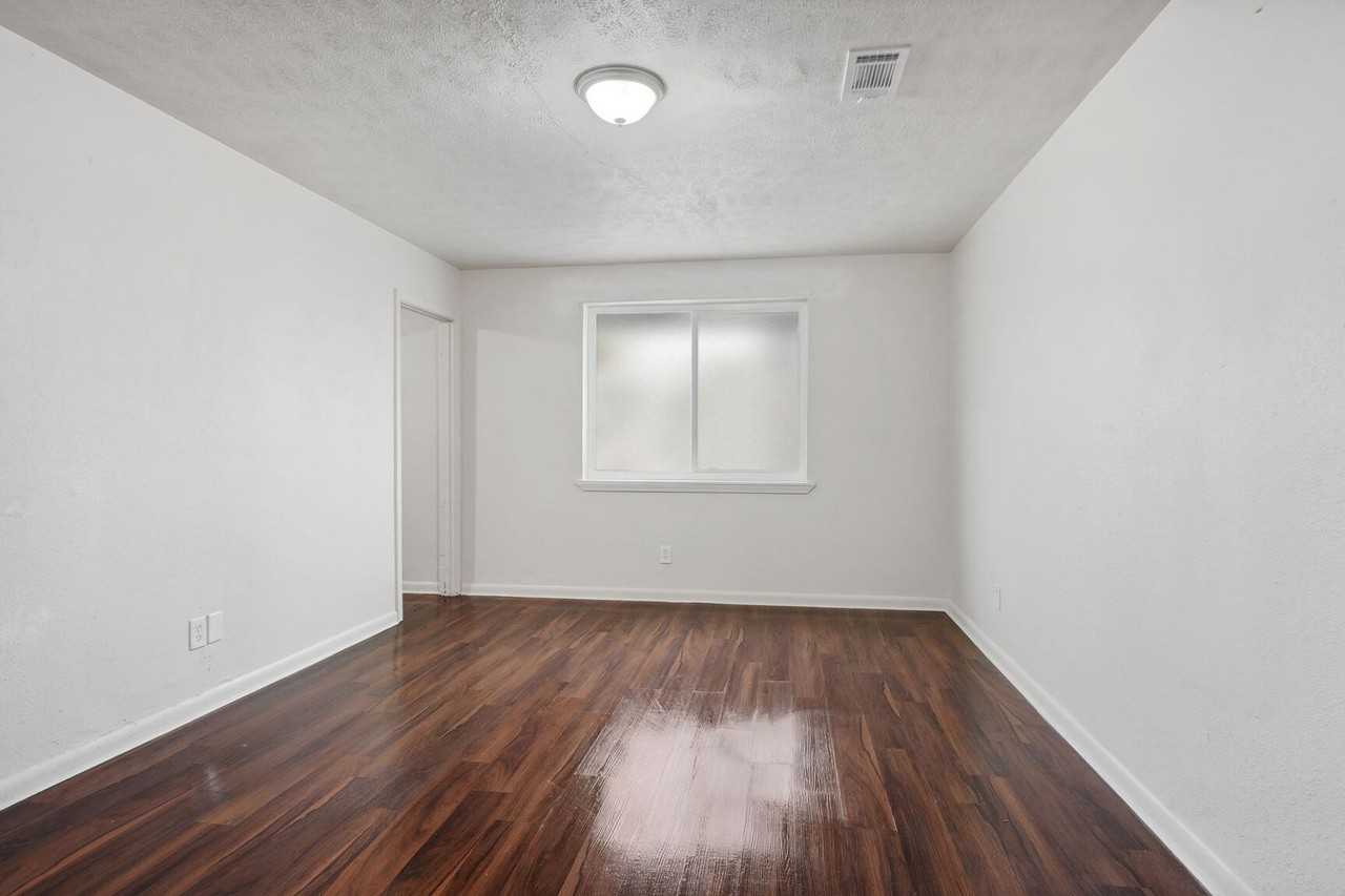 1944 Philip Street Apartments 1944 Philip St, New Orleans, LA 70113