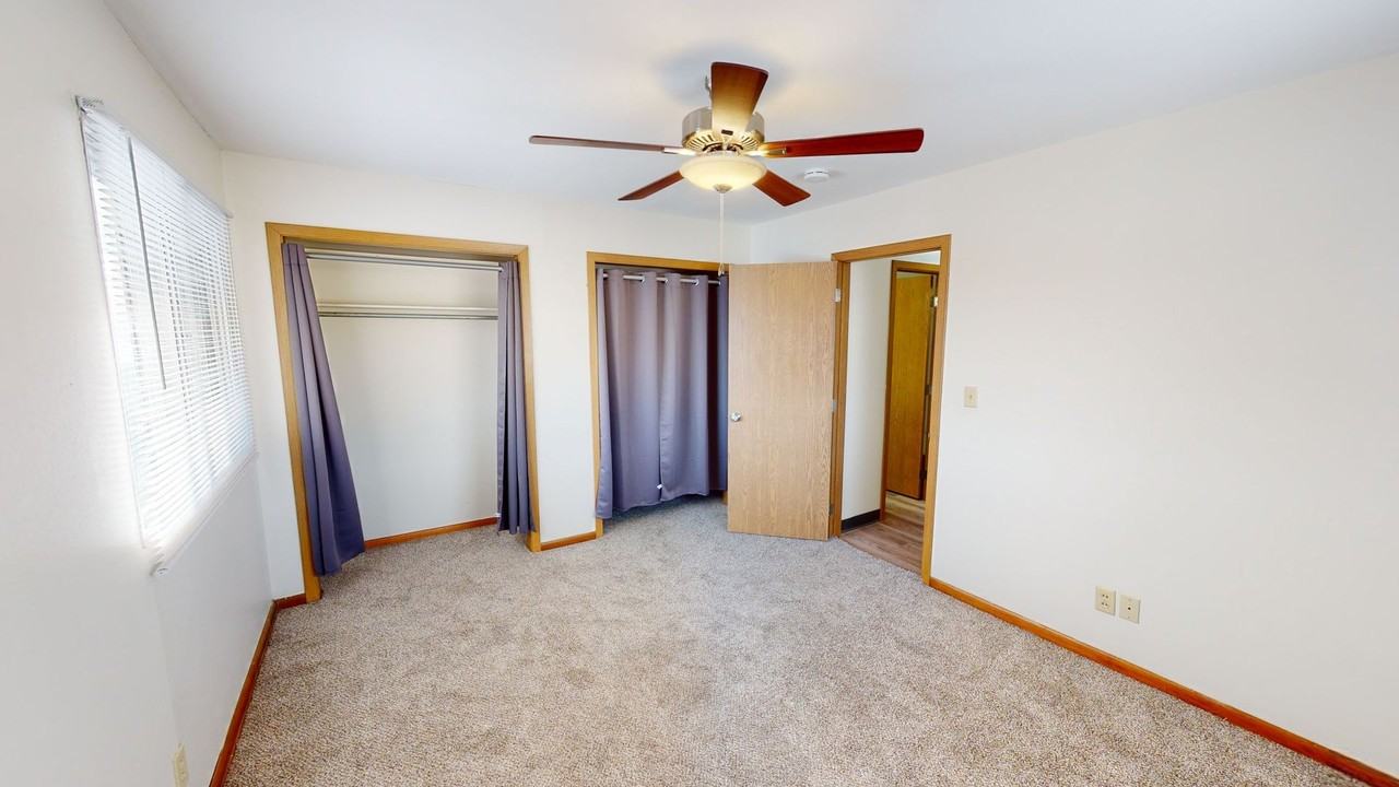 806 24th - Photo 6 of 8