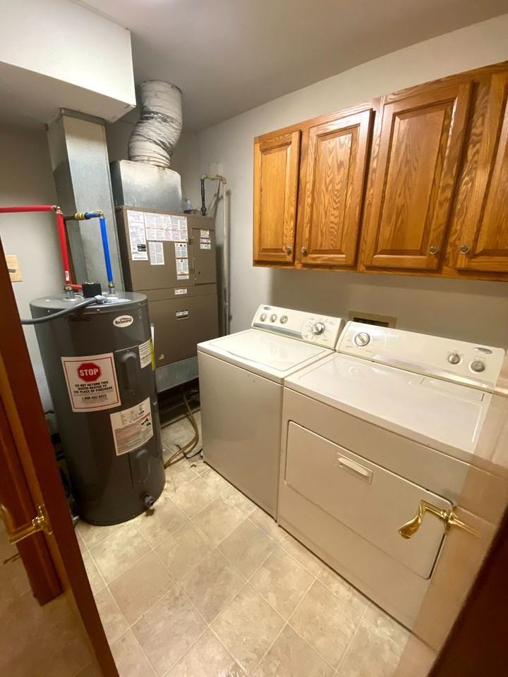 Townhome for Rent in Hartford - Photo 7 of 13