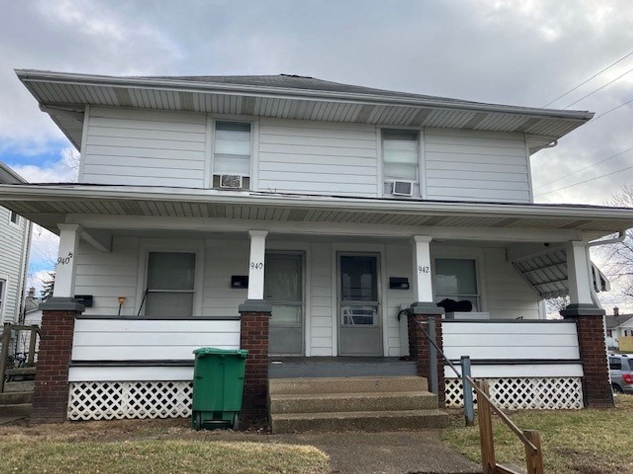 940 S 15th St - Photo 3 of 17