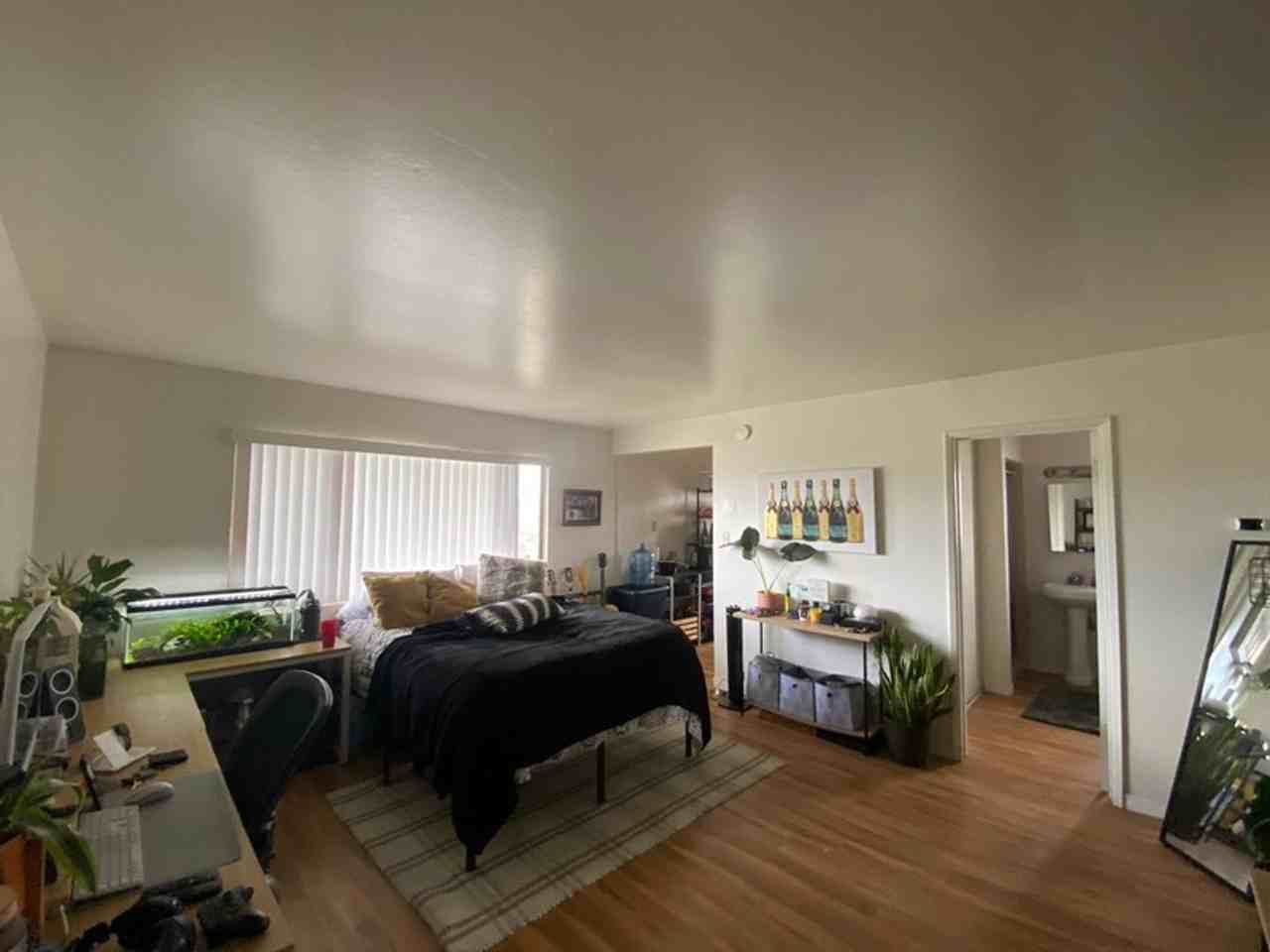 1026 S Russell Ave #D - Photo 3 of 6