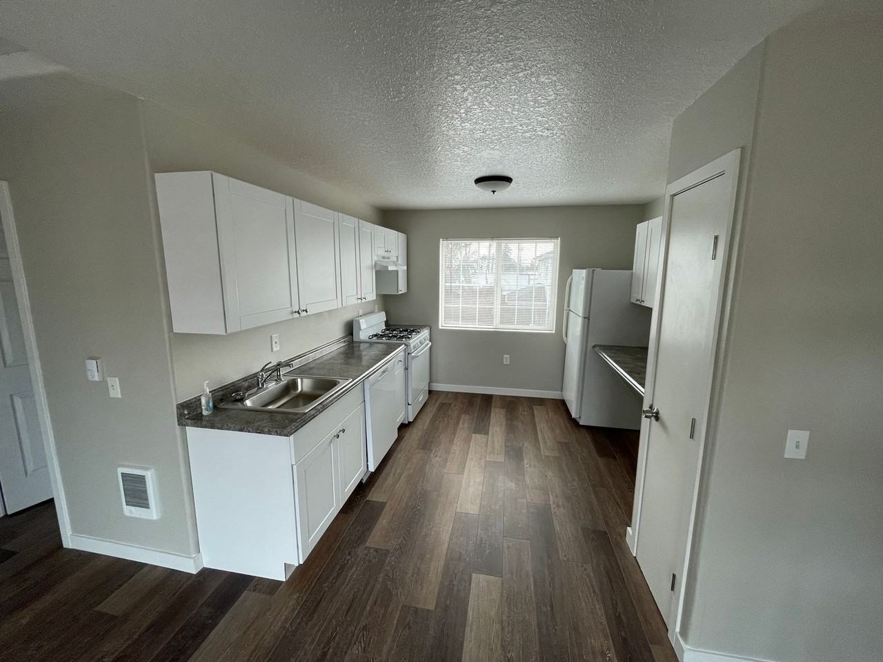 Northridge Plaza Apartments 6719 Se 82nd Ave, Portland, OR 97266 Zumper