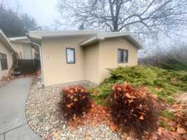 featured image of S Oak Pl