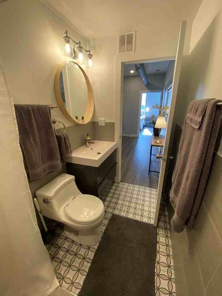 1535 W Poplar St. - Photo 6 of 12