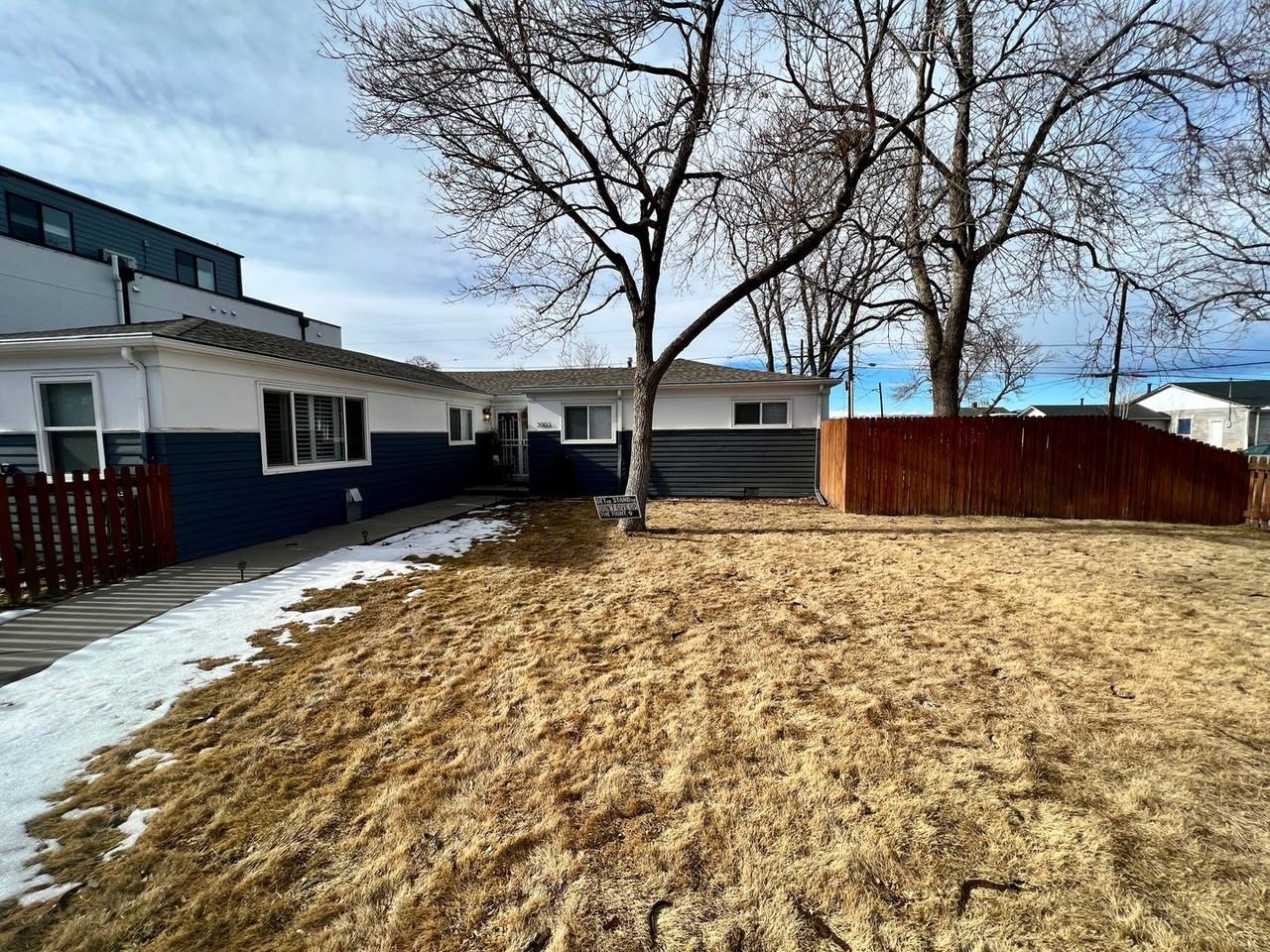 3003 S Fox St - Photo 6 of 24