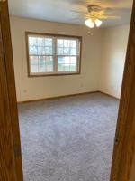 featured image of 927 W Wilson St