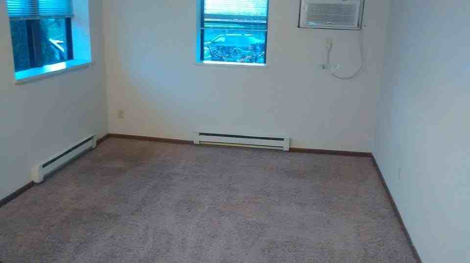 Riverfront Apartments - Photo 6 of 20