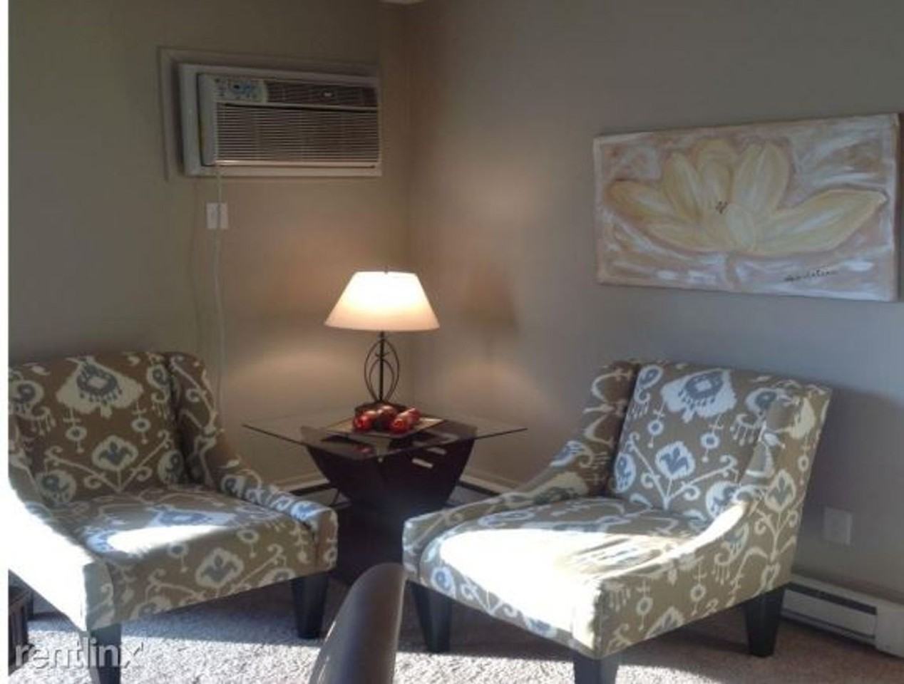 Turner Drive Apartments - Photo 7 of 9