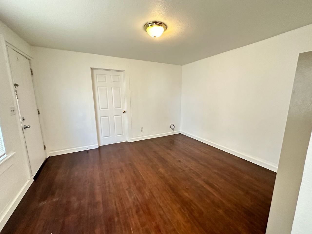 329 B St - Photo 3 of 10