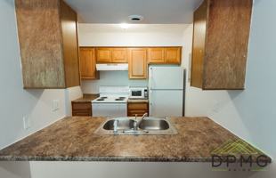 featured image of 319 E Hillsdale St