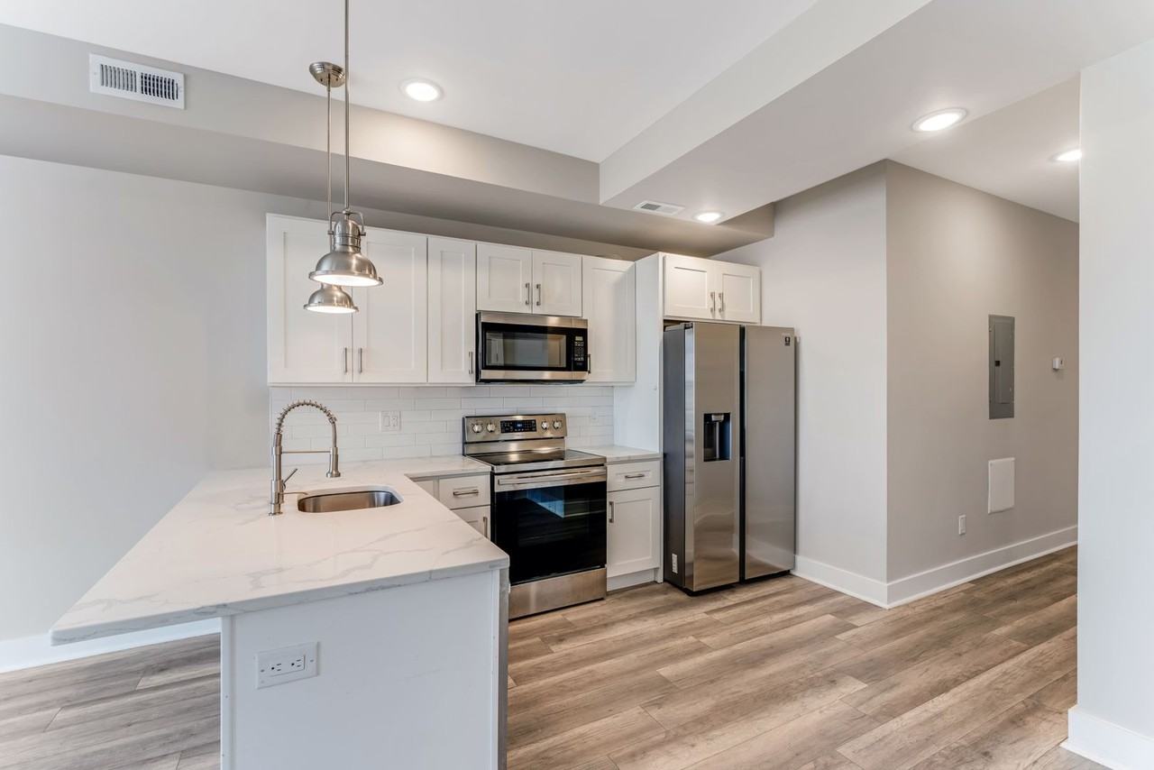 2206-2208 Ridge Ave - Photo 5 of 29