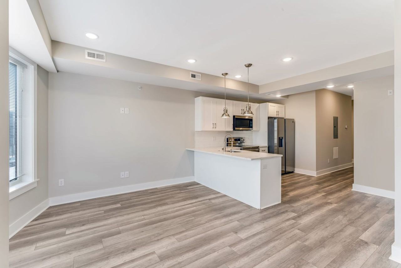 2206-2208 Ridge Ave - Photo 6 of 29