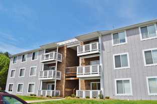 1203 University Terrace Apt. H - Photo 1 of 1