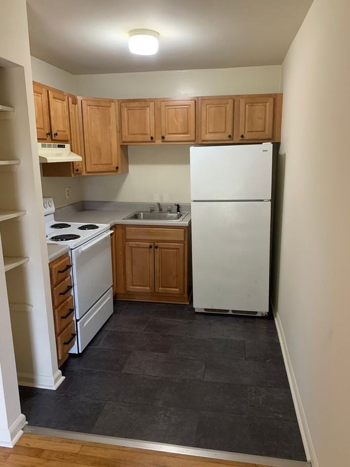 Inglis Place - Photo 2 of 12