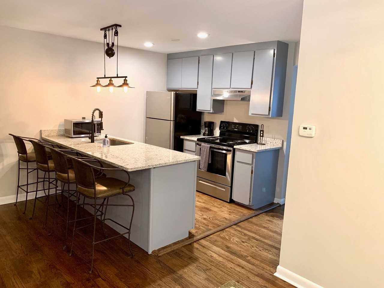 Normal Heights Apartments - Photo 3 of 15