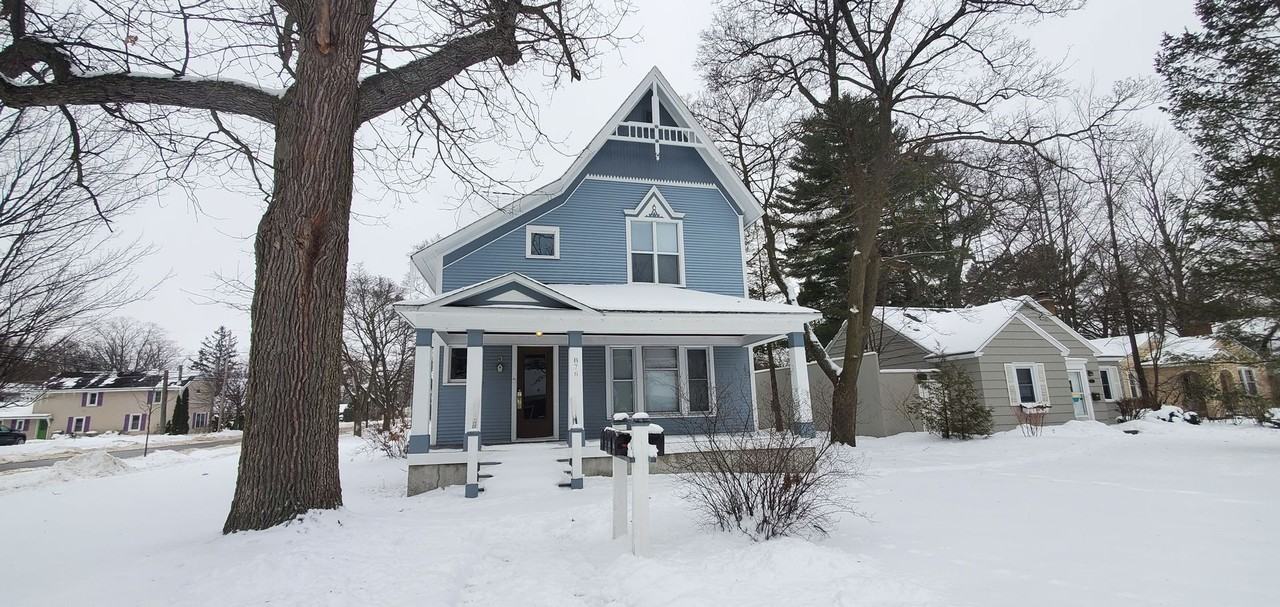 Washington Street Quad Apartments 876 Washington St, Traverse City