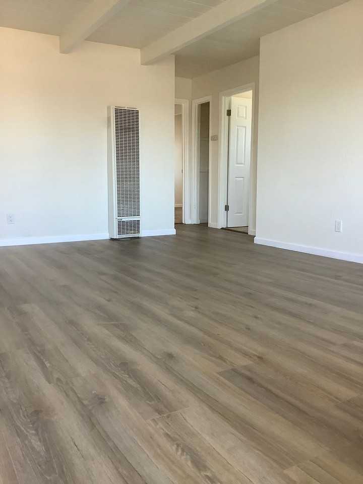 252 S 3rd St - Photo 3 of 11