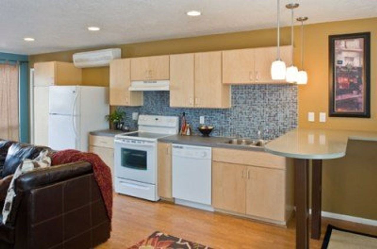 115ct - Bricklight Courtyard Apartments - Photo 5 of 12