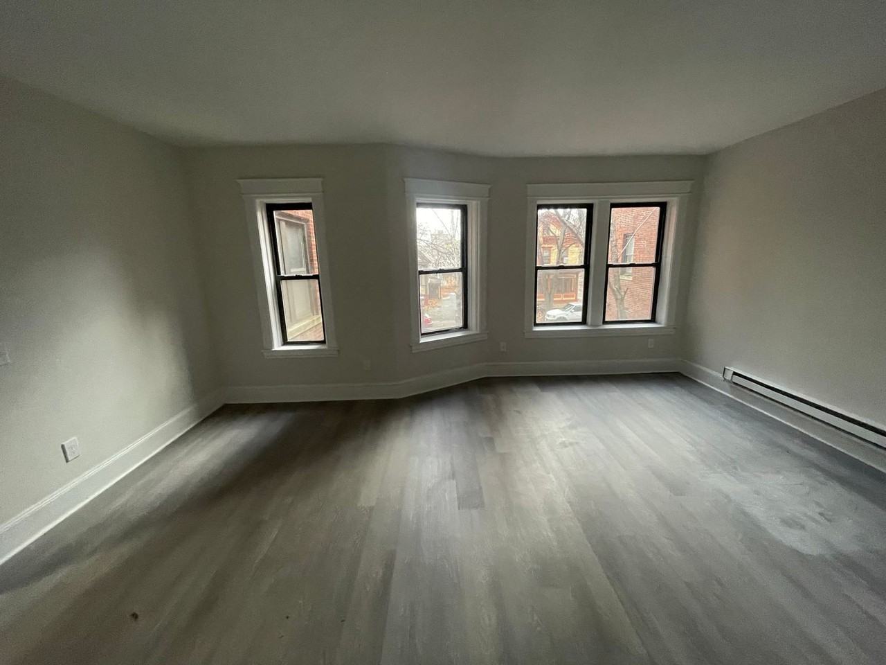 Springfield Gardens Apartments - Photo 3 of 8